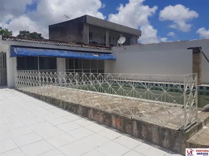 CASA à Venda