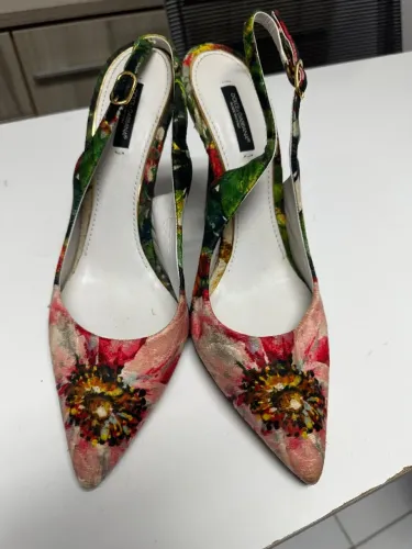 Peep toe perfeito pouco uso, dolce Gabbana