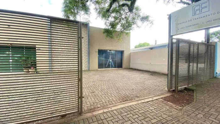 Sala comercial no centro de Cascavel Pr