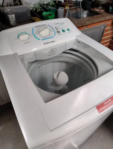 Máquina de lavar roupa Eletrolux 12 kilos sendo em bauru eu entrego