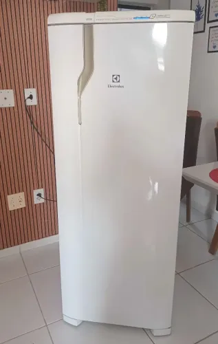 Geladeira Electrolux frosfree