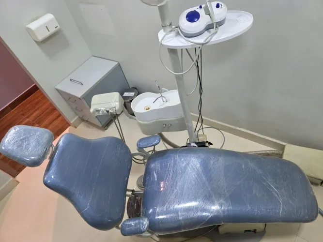 Vendo Cadeira Odontológica e Ultrassom