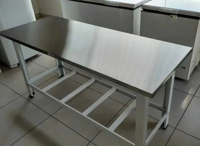 Mesa de preparo inox 150/70.