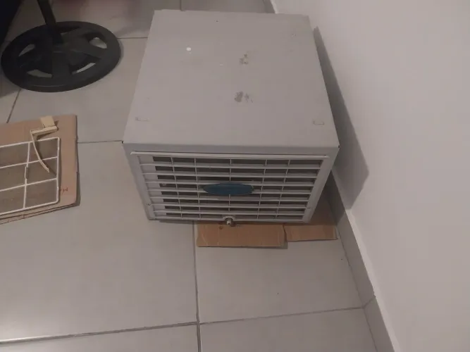 Ar condicionado de janela