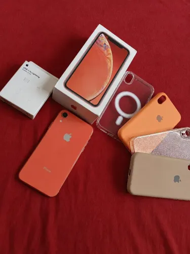 Vendo iPhone XR torrando 