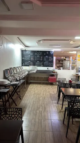 Vendo restaurante completo