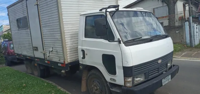 Kia k3600 