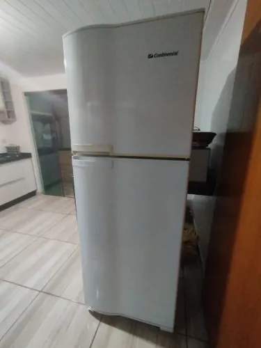 Geladeira continental capacidade de 458 L parcelo com juros da máquina.