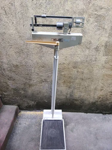 Balança welmy 150 quilos usada