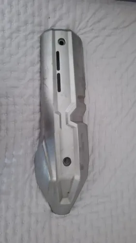 Protetor escapamento original yamaha tenere 250 2011 - 19