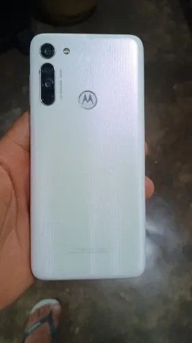 Vende se um celular MotoG 8 valor 350