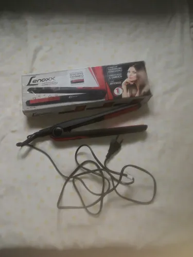 Prancha alisadora Lenoxx Ceramic Ion Red bivolt 