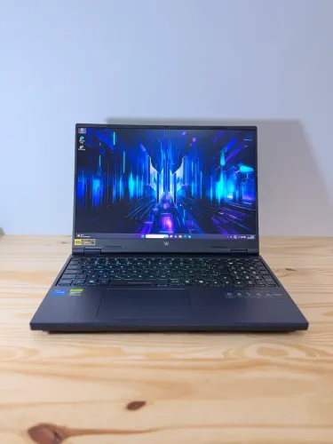 Notebook Acer Predator - RTX 4070 / Intel Core i7 14700HX / Tela 240Hz (Aceito Trocas)