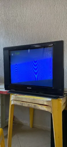 Tv de tubo Toshiba 29 polegadas com componente