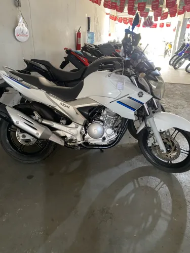 Yamaha YZ 250 2014 shalom veículos