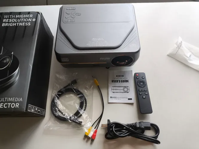 Projetor everycom WI-FI yg627a 7200 lumens 4K FULL HD