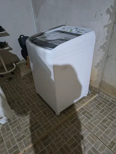 Máquina de lavar faz tudo
