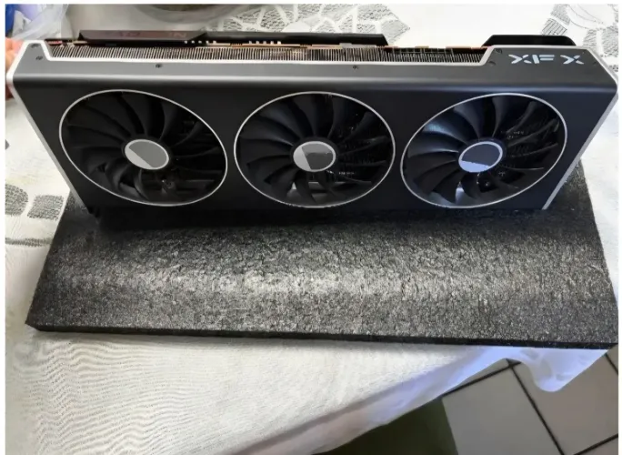 Placa de Vídeo AMD Radeon RX 7900 XT 20GB XFX Merc 310
