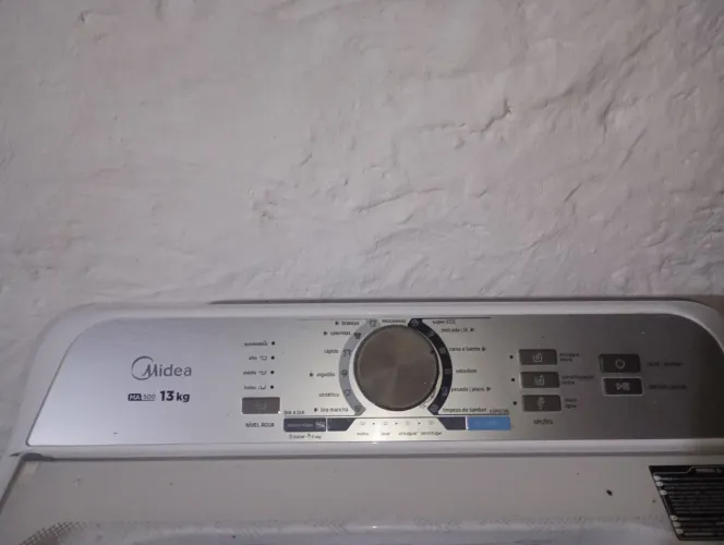 Máquina sem marcas de uso 13kg