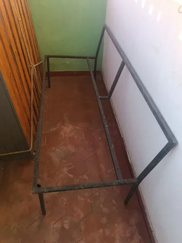 Estrutura para sofa