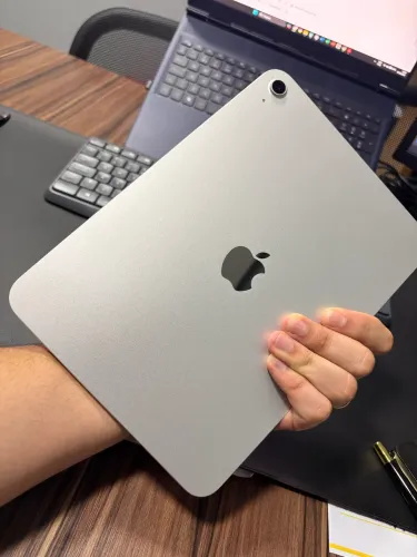 iPad 11 128gb silver (prata) 2 meses de uso