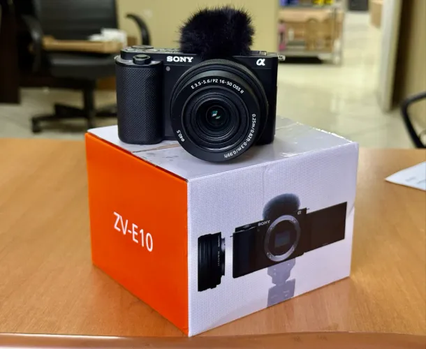 Câmera fotográfica 4k Sony ZV e10 ZV-e10 L com lente original ( nova, nunca usada até 12x