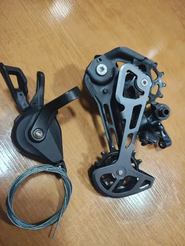 Kit com trocador + câmbio SLX m7100