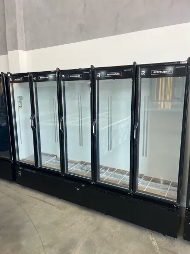 Geladeira expositora 5 portas para resfriados nova pronta entrega 