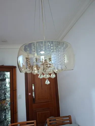 Vendo lindo lustre de sala em cristal