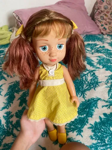boneca toy store 