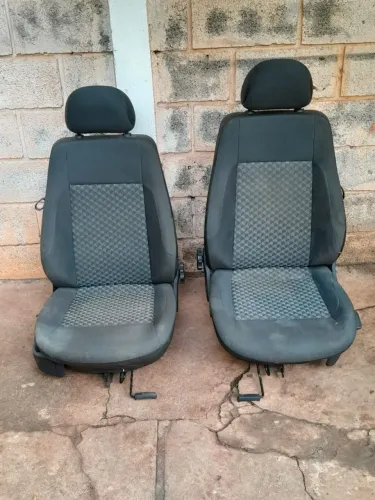 Bancos VW Saveiro G6 2015