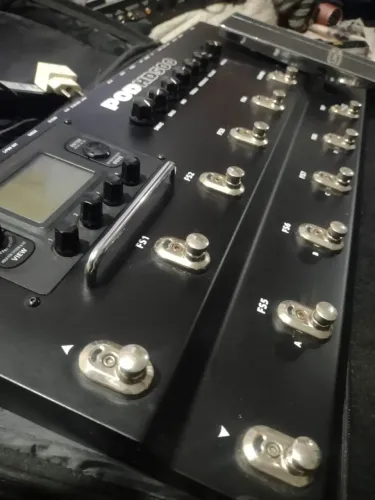 Line 6 pod HD 500 com fonte original aceito trocas