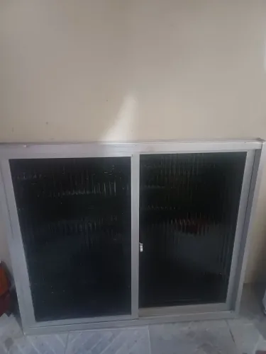 Janela de aluminio Nova