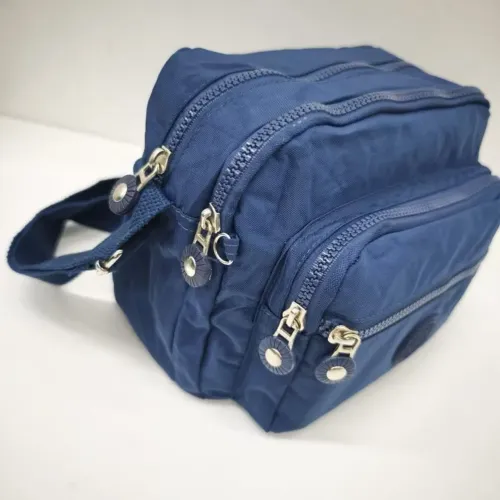 Bolsa feminina tiracolo nova