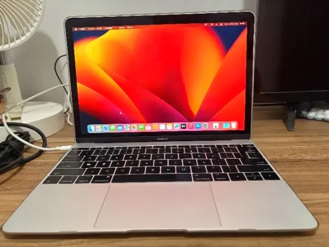 Macbook Retina (2017) 12" RAM 8GB - Ótima Oportunidade