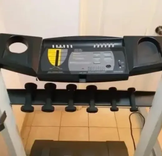 VENDO ESTEIRA ERGOMETRICA