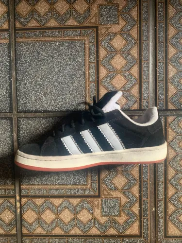 Sapato Adidas campus