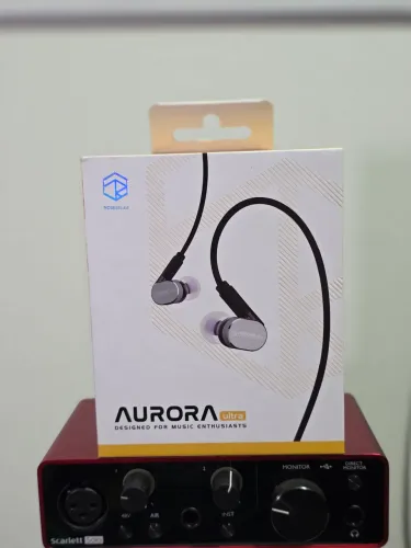 Roselsa Aurora + Cabo Dunu Lyre