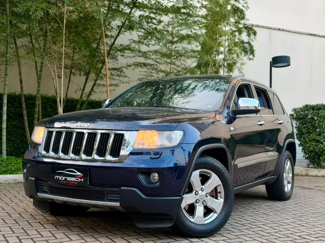 Jeep Grand Cherokee Limited 3.0 TB Dies. AUT 2012