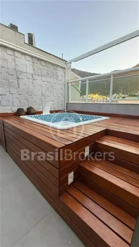 cobertura no Jardim Botânico 2 quartos (original 3)2 vagas com piscina