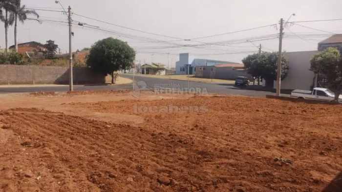 Terreno Padrão em Mirassol