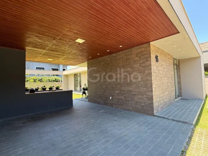 Casa Residencial de 2 dorms no bairro Ratones