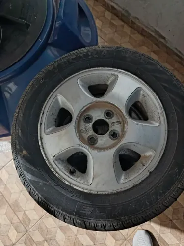 Rodas Toyota Paseo