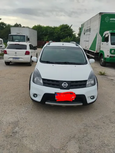 Nissan Livina X-gear Sl/X-gear 1.8 Flex F. Aut. 2013