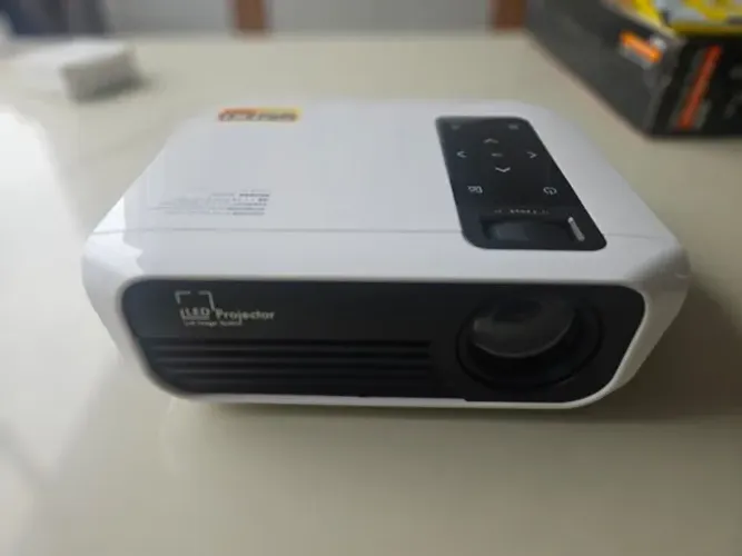 Projetor LED T8 Full HD nativo