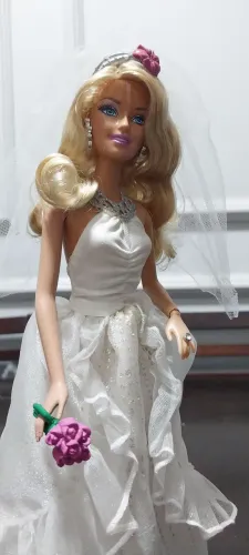 Boneca barbie Noiva