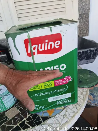 Tintas  2 latas 