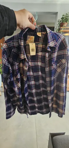 Camisa nova Levis