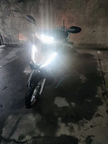 Sh 150 DLX 2019 inteira