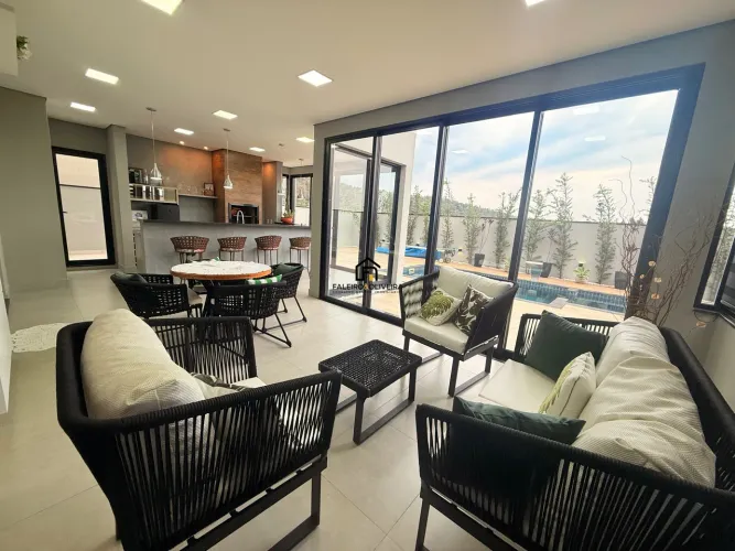 Casa com 4 Suítes no Residencial Ibi Aram - Itupeva/SP